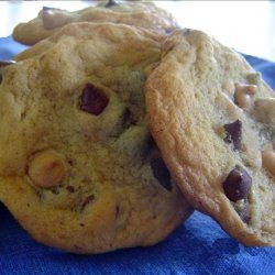 Reese's Classic Peanut Butter and Milk Chocolate Chip Cookies