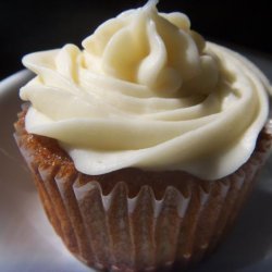 Banana Walnut Cupcakes With Cream Cheese Frosting