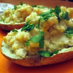 Baked Potatoes With a  Spicy Filling