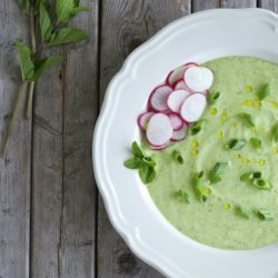 Cold Avocado and Cucumber Soup