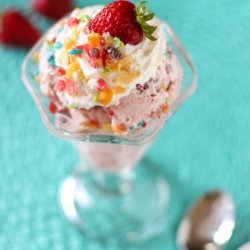 Strawberry Sundae Ice Cream
