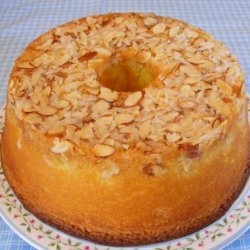 Pineapple-Nut Pound Cake