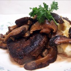 spiced filet mignon with mushrooms