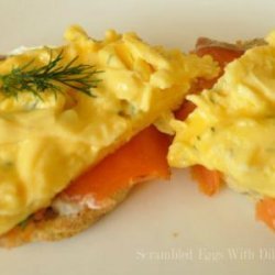 Scrambled Eggs With Dill and Smoked Salmon