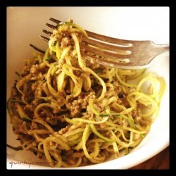 Pasta With a Walnut and Zucchini Sauce