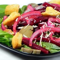 Nicole's Balsamic Beet and Fresh Spinach Salad