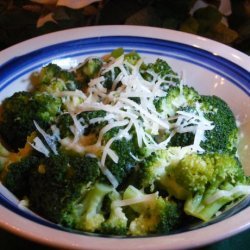 Steamed Broccoli With Olive Oil and Parmesan