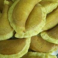 Ataif  / Atayif Bil Ishta -- Arab Pancakes Filled With Cream.