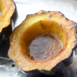 Baked Acorn Squash With Brown Sugar