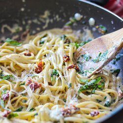 Creamy Pasta With Sun-Dried Tomatoes
