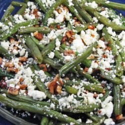 Green Beans With Blue Cheese and Walnuts