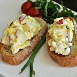 Cottage Cheese Salad with Egg and Radish