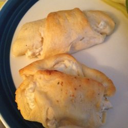 Chicken and Cheese Crescent Rolls