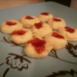 Strawberry Cream Cookies