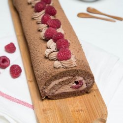 Chocolate Roll With Raspberries