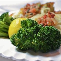 Easy Lemon and Garlic Broccoli