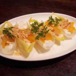 Endive With Oranges, Almonds, and Goat Cheese
