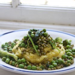 Polenta With Spinach and Peas (for One)