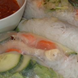 Pork and Shrimp Spring Roll (Goi Cuon) With Peanut Sauce (Nuoc L