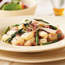 Gnocchi With Asparagus and Pancetta
