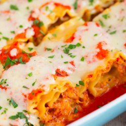 Roasted Red Pepper and Chicken Lasagna