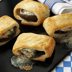 Cheese and Thyme Wrapped Mushrooms