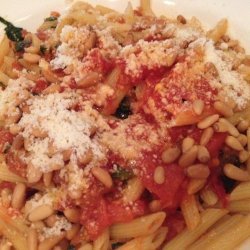 Pasta With Spinach and Pine Nuts