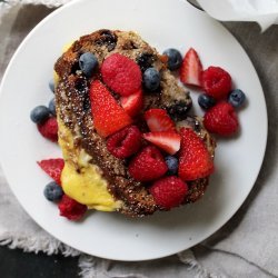 French Toast With Banana Stuffing