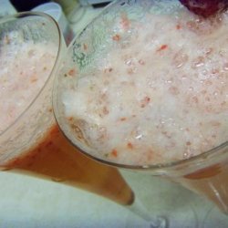 Strawberry Blonde Martini (The Melting Pot)