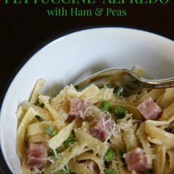 Fettuccine with ham and peas