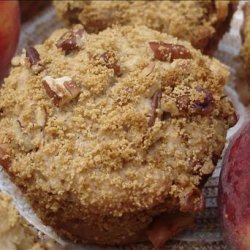 Praline-Peach Muffins