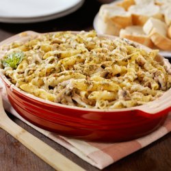 Penne With Chicken and Pesto