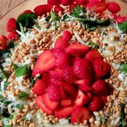 Spinach and Arugula Salad With Strawberries