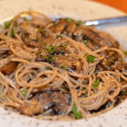 Spicy Spaghetti With Garlic Mushrooms