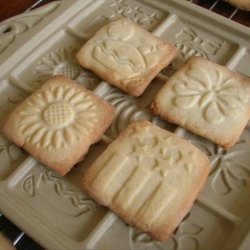 Sugar Cookies for Ceramic Cookie Molds