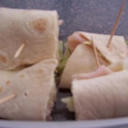 Easy Turkey-Tortilla Roll-Ups