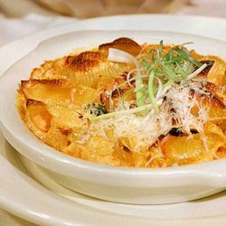 Baked Pasta With Tomato, Cream and Five Cheeses