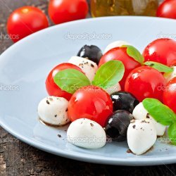 Cherry Tomato-Basil Salad