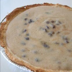 Mock Sour Cream Raisin Pie