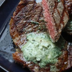 Grilled Steak with Gorgonzola Cream Sauce