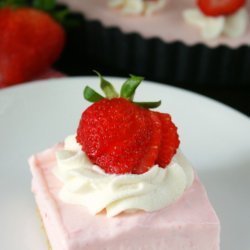 Frozen Strawberry Daiquiri Pie