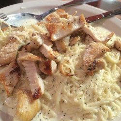 Alfredo With Angel Hair Pasta and Chicken