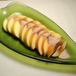 Apple Slices With Cinnamon Sugar
