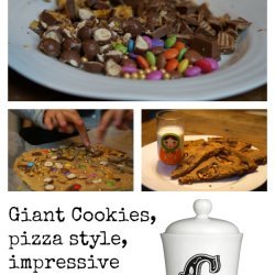 Giant Pizza Cookie