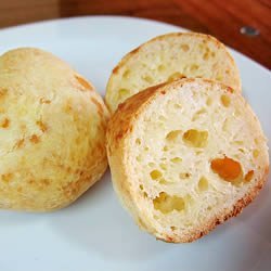 Brazilian Cheese Bread (Pao de Queijo)