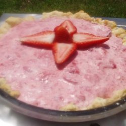 Bavarian Strawberry Cream Pie
