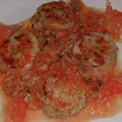 Braised Scallops With Grapefruit & Walnuts