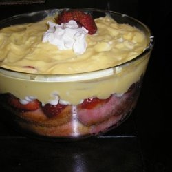 A Mere Trifle! Strawberries and Clotted Cream Trifle