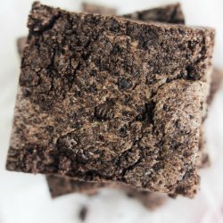 No- Bake Chewy Cookies and Cream Bars