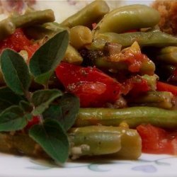 Green Beans With Tomatoes and Oregano